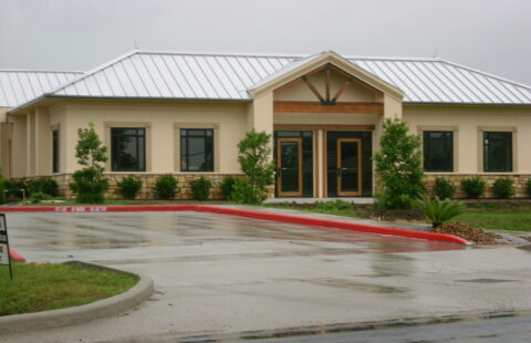 820 Lawrence Rd. Office Building FOR LEASE